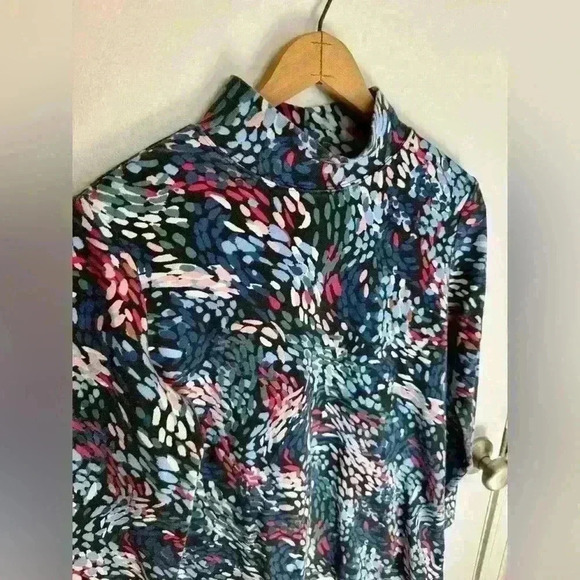 Women’s long sleeve turtleneck shirt by Karen Scott multicolor abstract size M - Picture 1 of 12